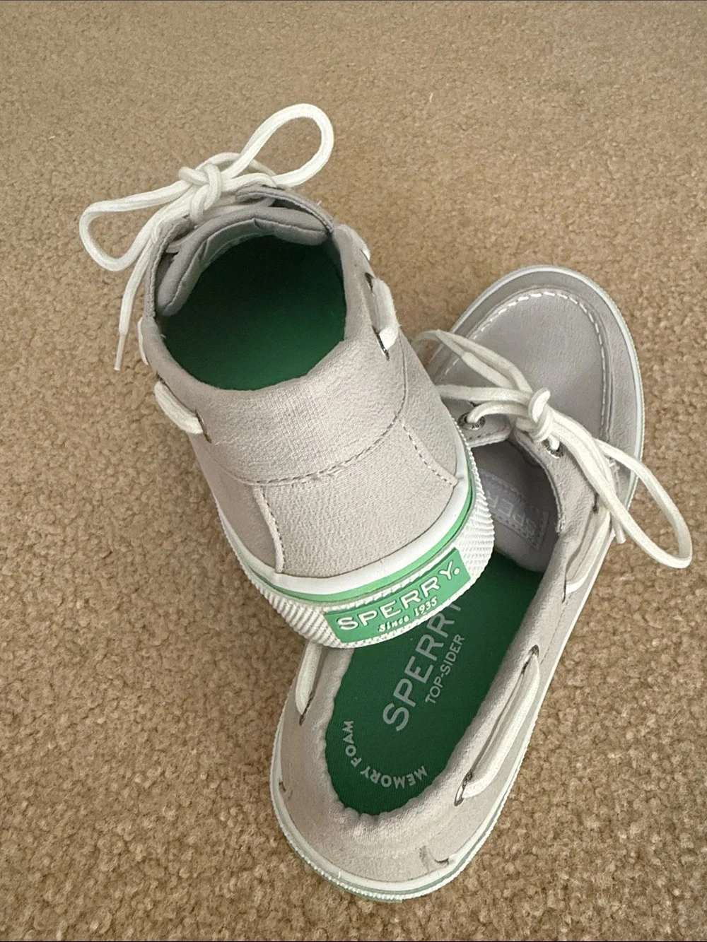Sperry casual boat